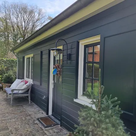 De Bosfluiter Vakantiehuis Garderen