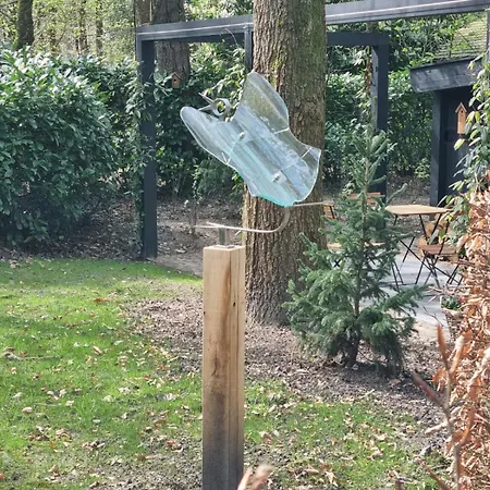 De Bosfluiter Vakantiehuis